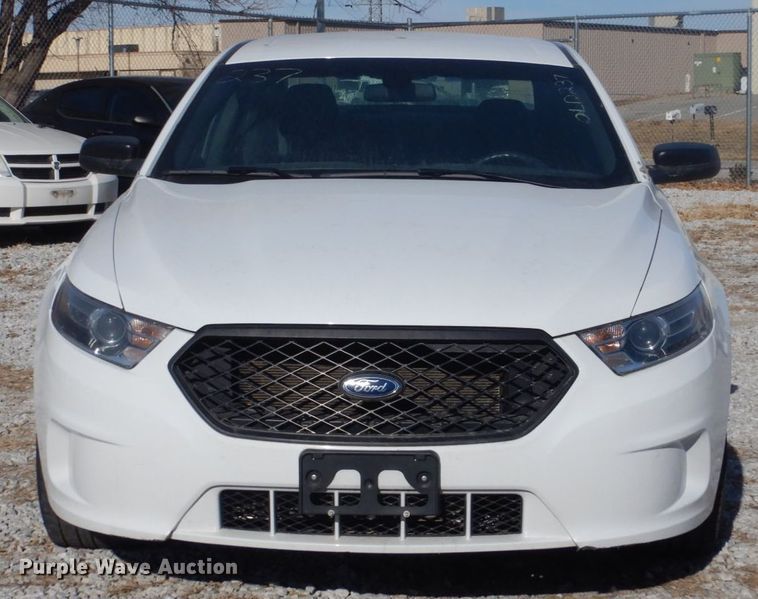 image for item JJ9392 2015 Ford Taurus Police