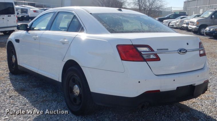 image for item JJ9392 2015 Ford Taurus Police