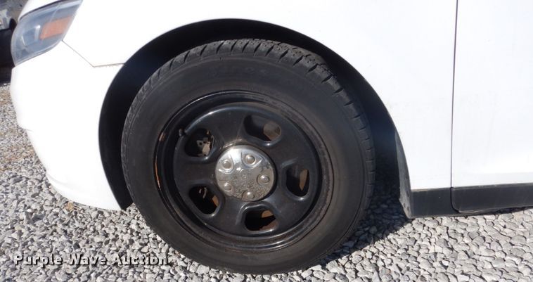 image for item JJ9392 2015 Ford Taurus Police