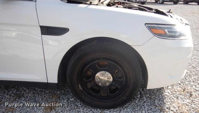 image for item JJ9392 2015 Ford Taurus Police