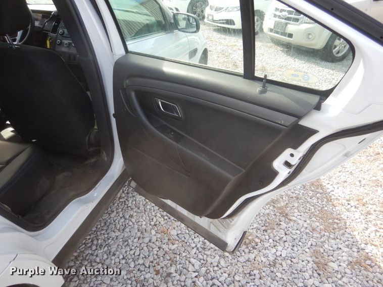 image for item JJ9393 2014 Ford Taurus Police