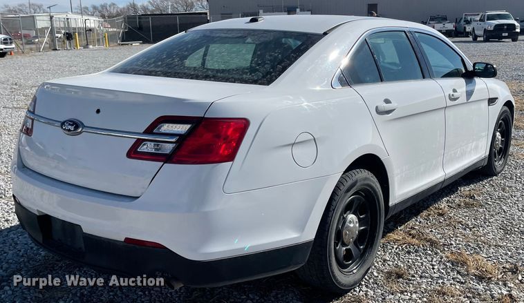 image for item JJ9396 2014 Ford Taurus Police