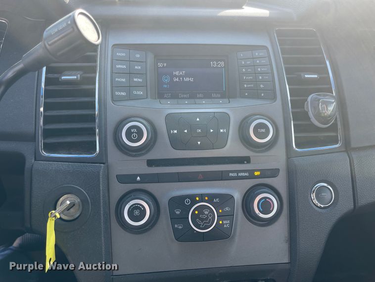 image for item JJ9396 2014 Ford Taurus Police