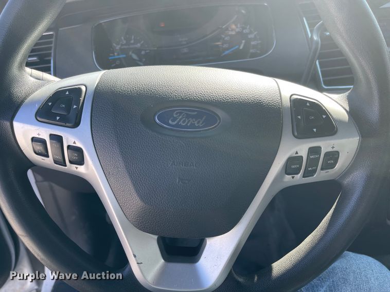 image for item JJ9396 2014 Ford Taurus Police