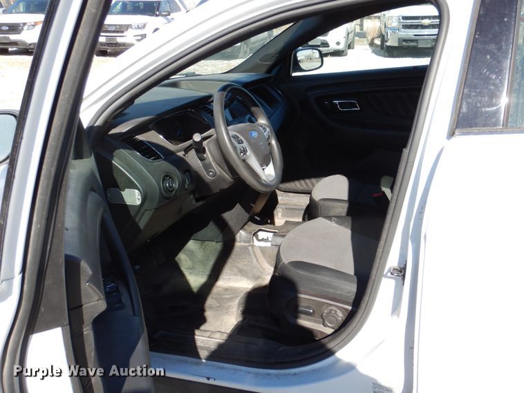 image for item JJ9397 2014 Ford Taurus Police