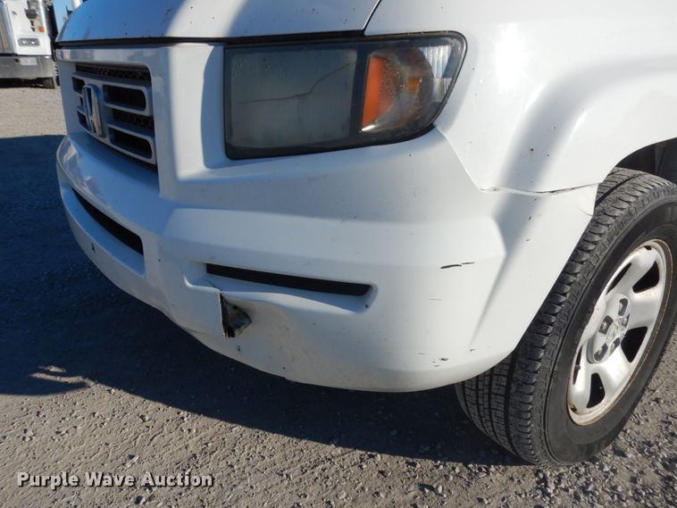 image for item JK9810 2008 Honda Ridgeline  Crew Cab pickup truck