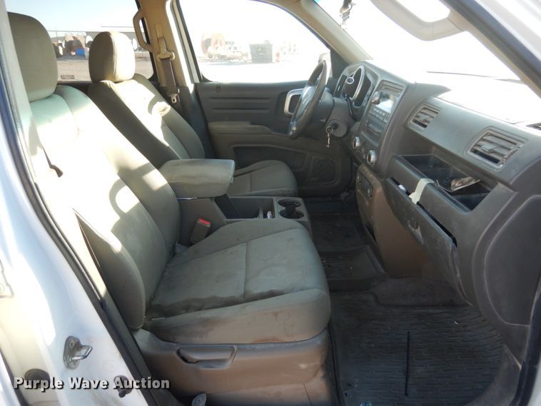 image for item JK9810 2008 Honda Ridgeline  Crew Cab pickup truck