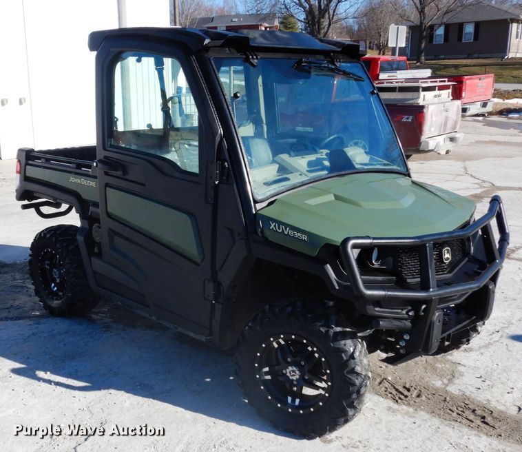 image for item JK9838 2020 John Deere XUV835R  utility vehicle