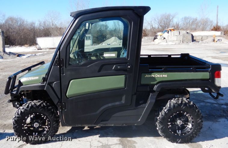 image for item JK9838 2020 John Deere XUV835R  utility vehicle