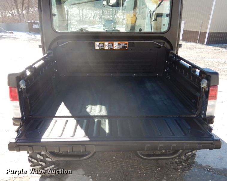 image for item JK9838 2020 John Deere XUV835R  utility vehicle