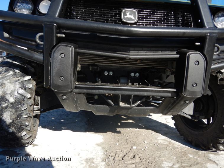 image for item JK9838 2020 John Deere XUV835R  utility vehicle