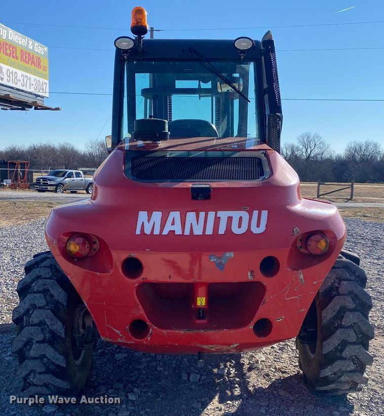 image for item JN9162 2019 Manitou M40-4  forklift