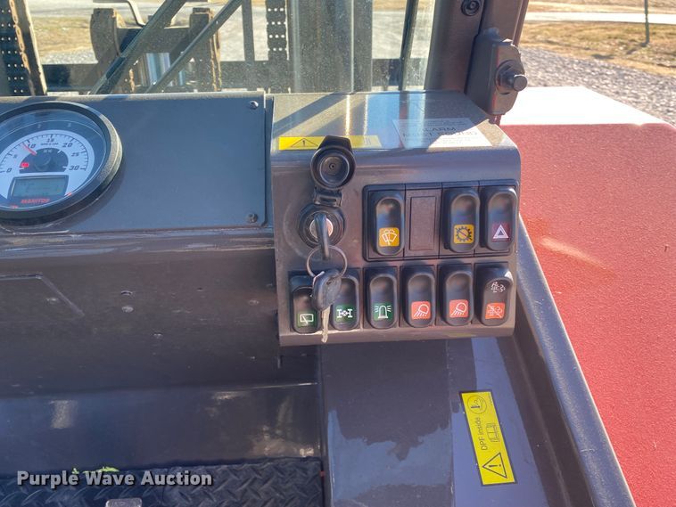 image for item JN9162 2019 Manitou M40-4  forklift