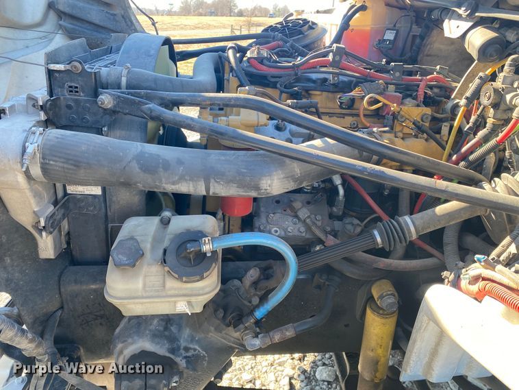 image for item JN9163 2007 Freightliner M2 106  rollback truck