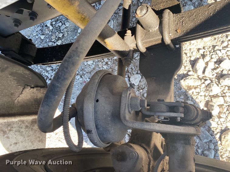 image for item JN9163 2007 Freightliner M2 106  rollback truck