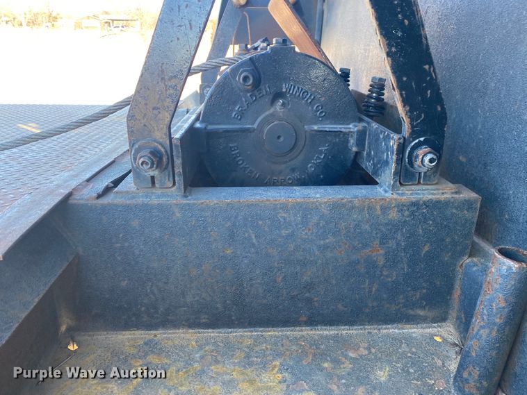 image for item JN9163 2007 Freightliner M2 106  rollback truck