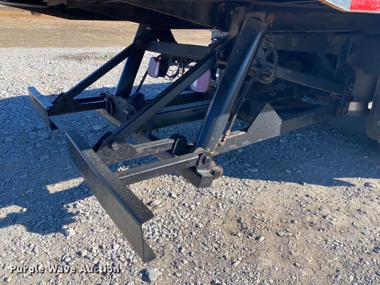 image for item JN9163 2007 Freightliner M2 106  rollback truck