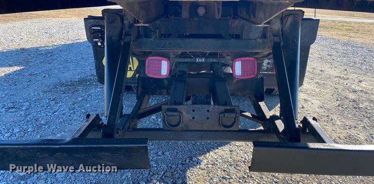 image for item JN9163 2007 Freightliner M2 106  rollback truck