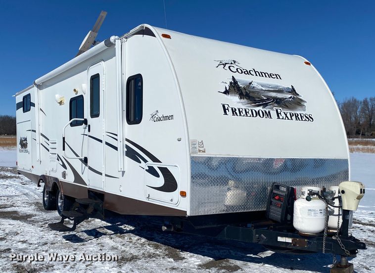 image for item JN9183 2011 Forest River Coachmen  camper