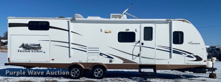 image for item JN9183 2011 Forest River Coachmen  camper