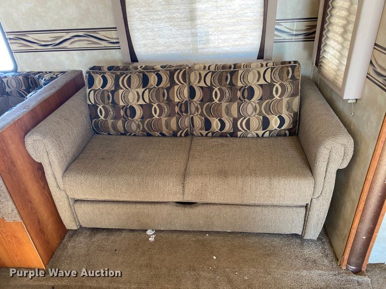 image for item JN9183 2011 Forest River Coachmen  camper