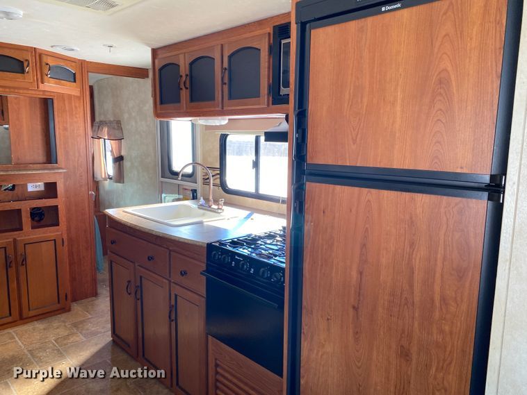 image for item JN9183 2011 Forest River Coachmen  camper