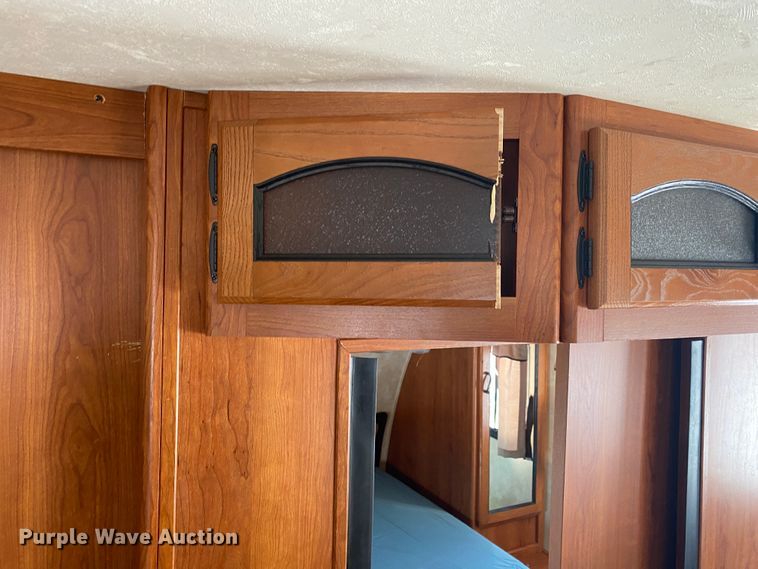 image for item JN9183 2011 Forest River Coachmen  camper