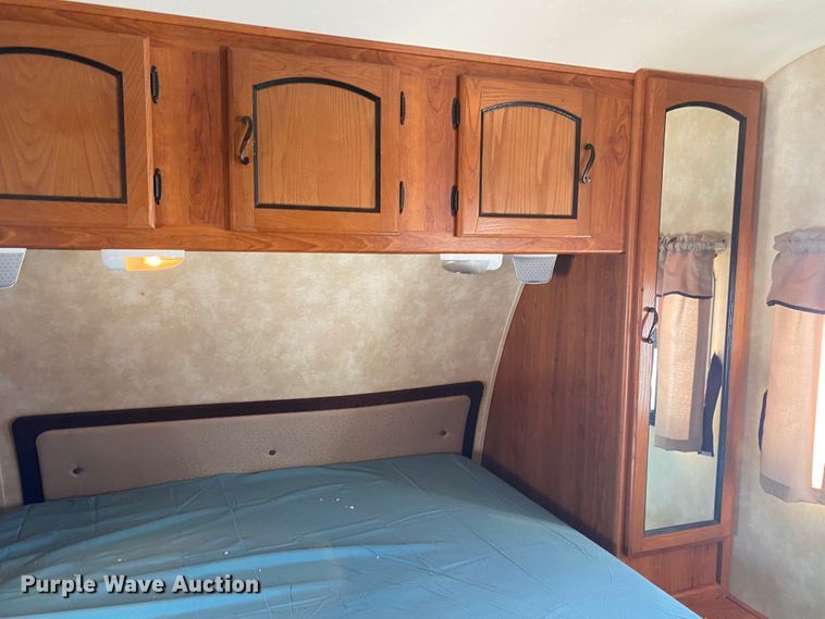 image for item JN9183 2011 Forest River Coachmen  camper