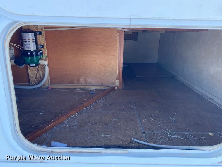 image for item JN9183 2011 Forest River Coachmen  camper