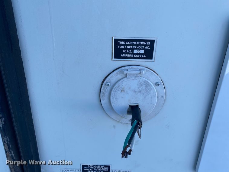 image for item JN9183 2011 Forest River Coachmen  camper