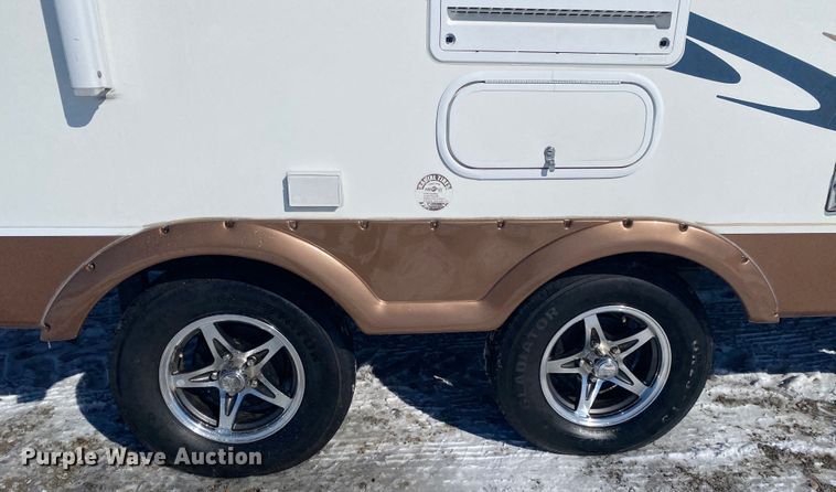 image for item JN9183 2011 Forest River Coachmen  camper