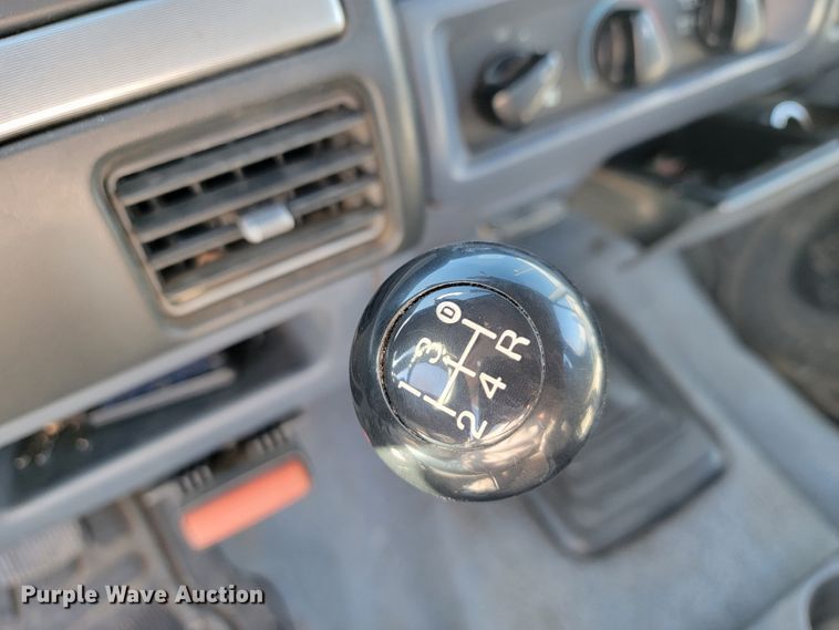 image for item JP9037 1993 Ford F350  Crew Cab pickup truck