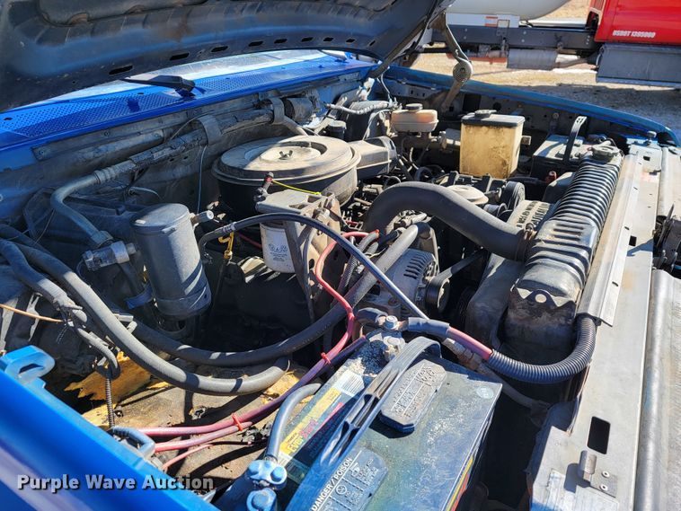 image for item JP9037 1993 Ford F350  Crew Cab pickup truck