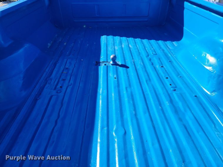 image for item JP9037 1993 Ford F350  Crew Cab pickup truck