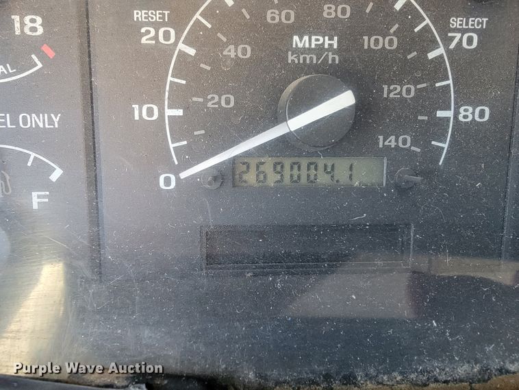 image for item JP9037 1993 Ford F350  Crew Cab pickup truck