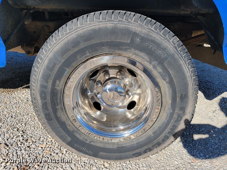 image for item JP9037 1993 Ford F350  Crew Cab pickup truck