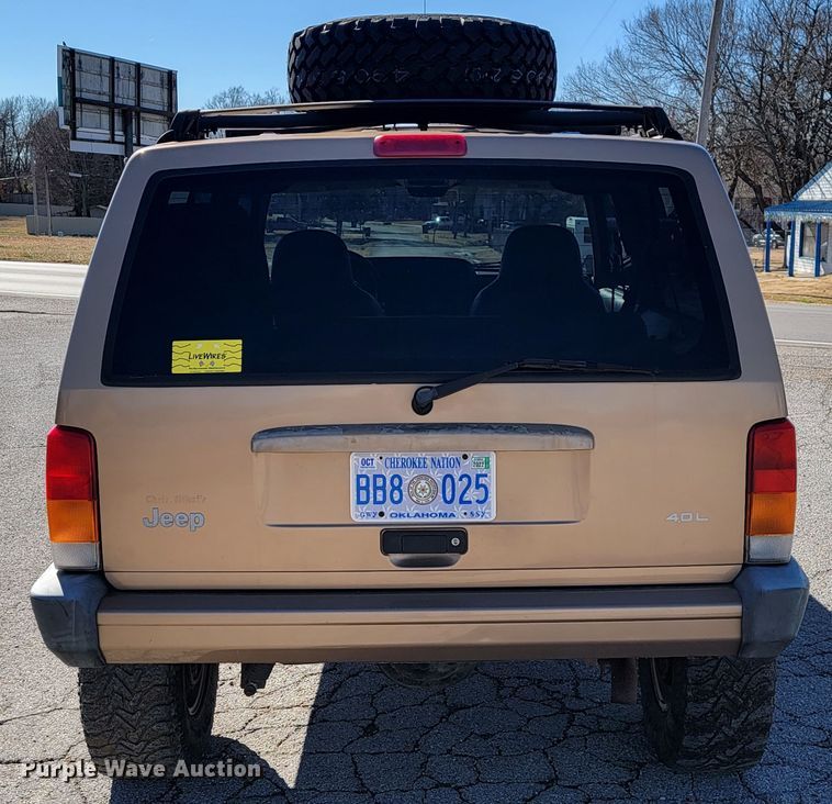 image for item JP9049 1999 Jeep Cherokee  SUV