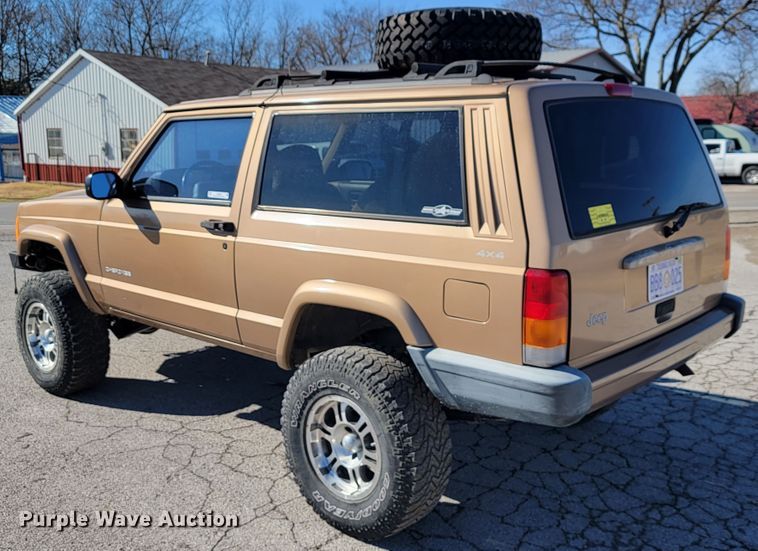 image for item JP9049 1999 Jeep Cherokee  SUV