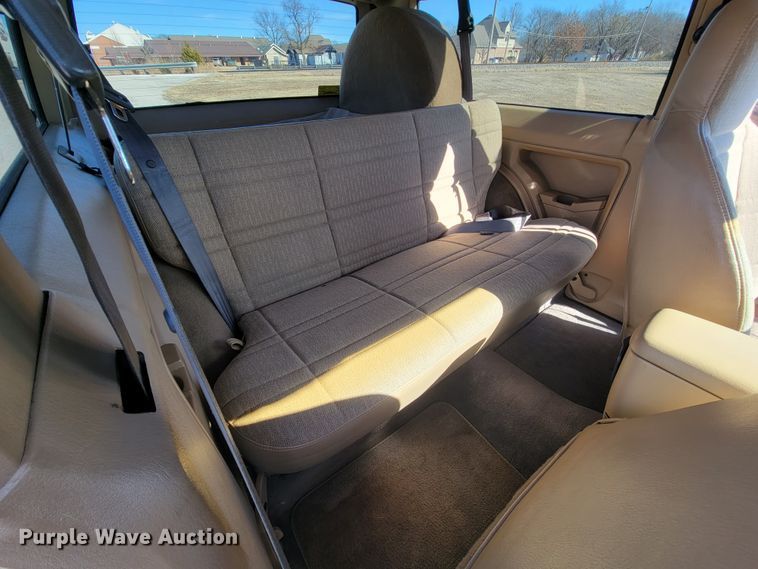 image for item JP9049 1999 Jeep Cherokee  SUV