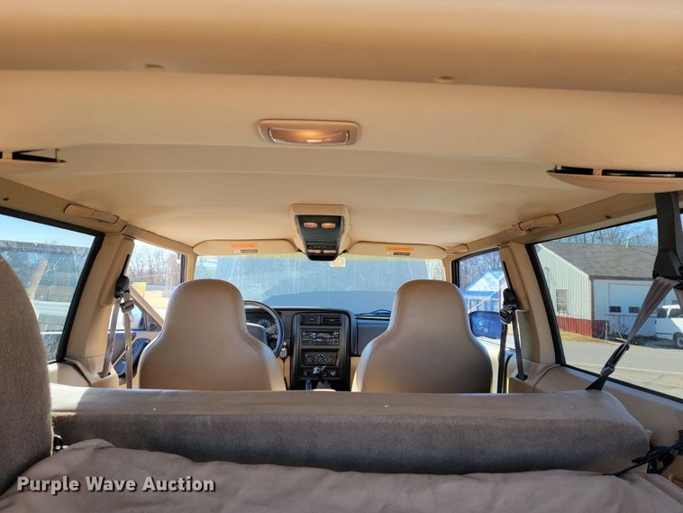 image for item JP9049 1999 Jeep Cherokee  SUV