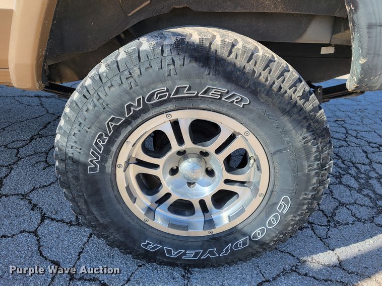 image for item JP9049 1999 Jeep Cherokee  SUV