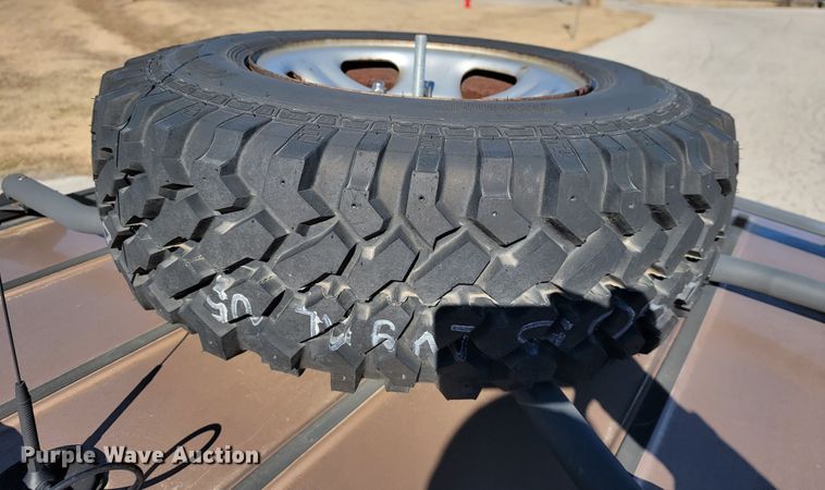 image for item JP9049 1999 Jeep Cherokee  SUV