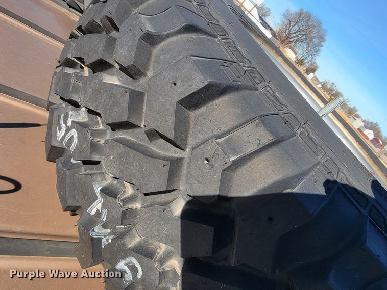 image for item JP9049 1999 Jeep Cherokee  SUV