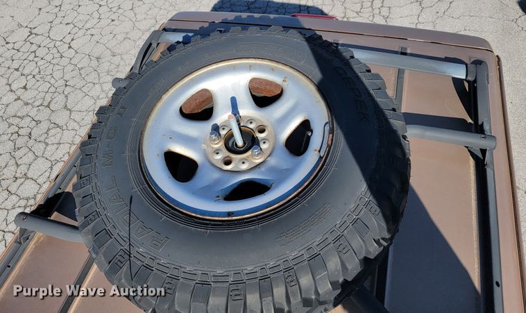 image for item JP9049 1999 Jeep Cherokee  SUV