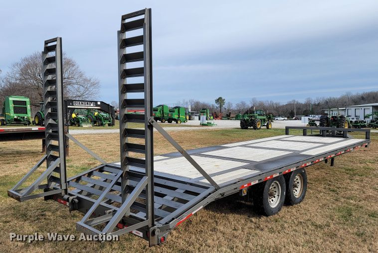 image for item JP9052 Kodiak  equipment trailer