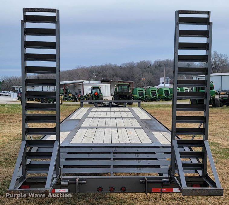 image for item JP9052 Kodiak  equipment trailer