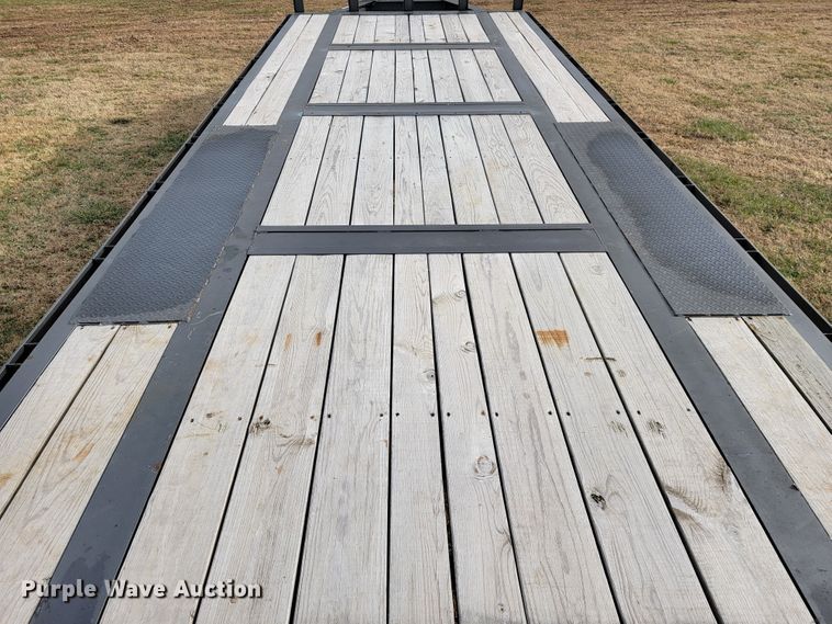 image for item JP9052 Kodiak  equipment trailer