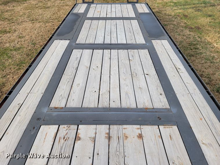 image for item JP9052 Kodiak  equipment trailer