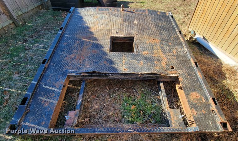 image for item JP9059 CM  flatbed