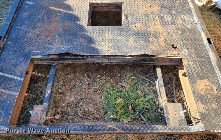 image for item JP9059 CM  flatbed